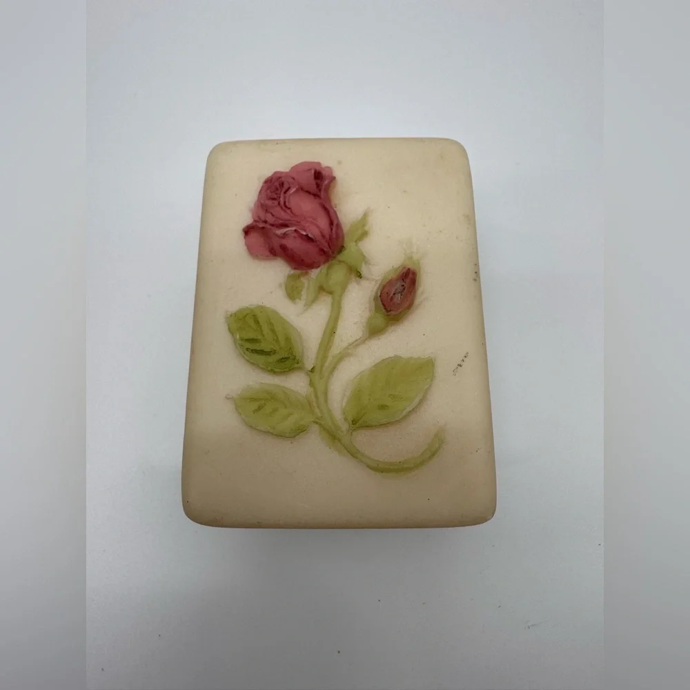 Vintage Stone Marble Granite Floral Hinged Trinket Jewelry Box USA 2.6” x 2”